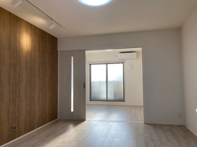 居室・リビング　エアコン付きで初期費用を抑えられます☆