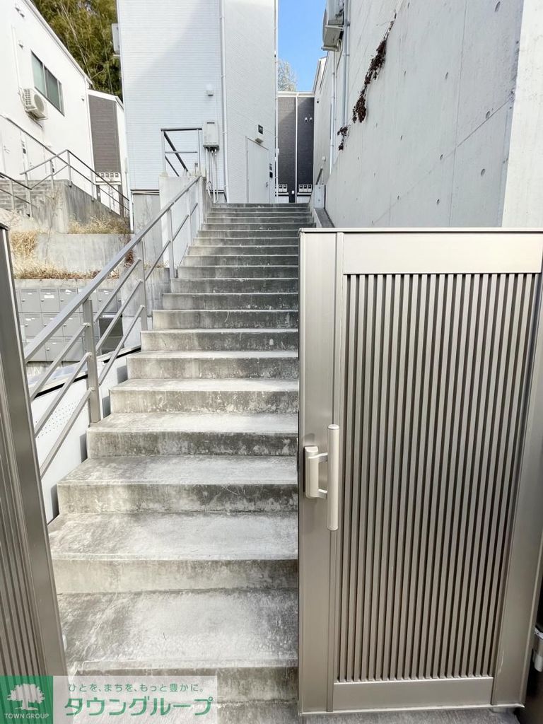 エントランス　★安心なオートロック付き★