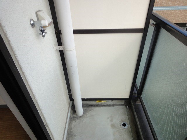 その他　室外洗濯機置場