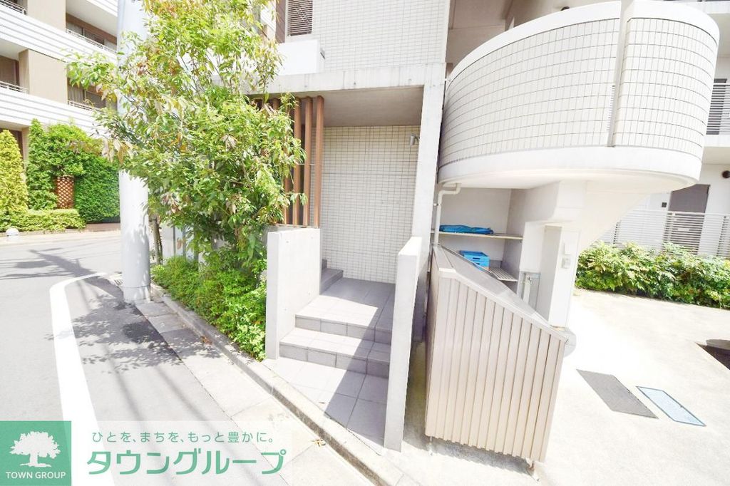 エントランス　エントランス