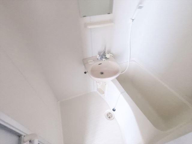 バス・シャワールーム　一日の疲れを癒す浴室