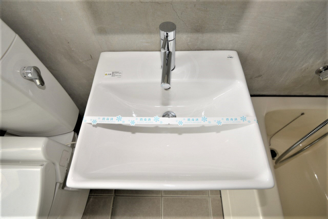 洗面設備　脱衣スペースもあります