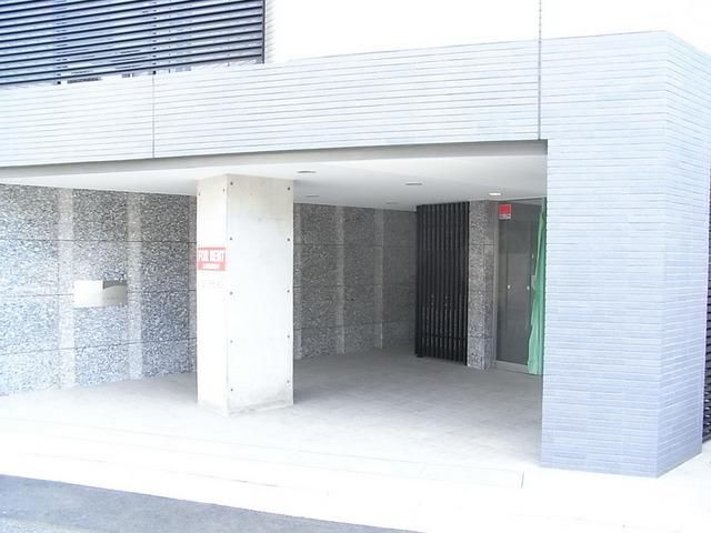 エントランス　落ち着きのあるエントランス周辺