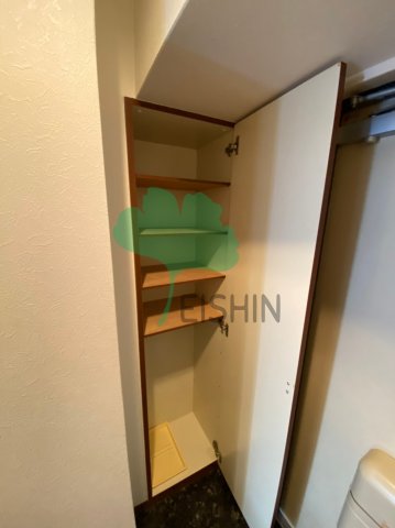 玄関　下駄箱もしっかりついてます！