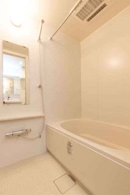 バス・シャワールーム　※写真は同タイプ住戸です。