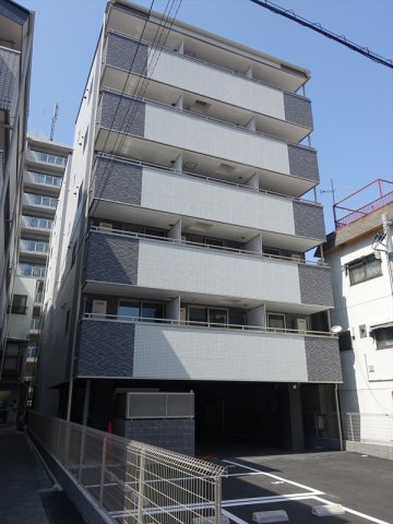 建物外観　落ち着いた雰囲気の外観です