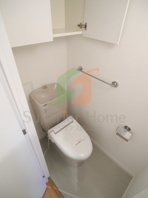 トイレ　N35 EAST