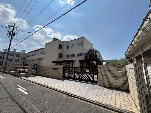 中学校　御田中学校（中学校）まで434m