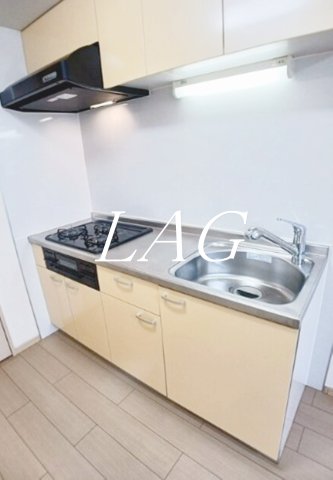 キッチン　キッチンです。