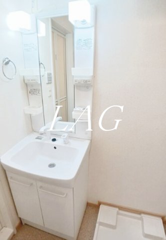 洗面設備　洗面台です。