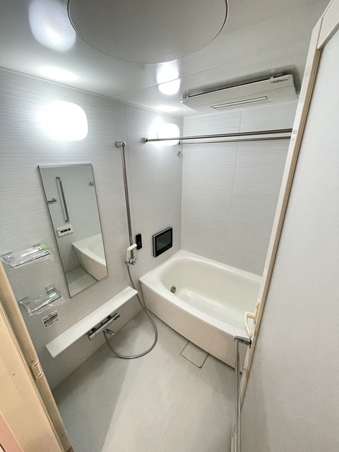 バス・シャワールーム　別部屋参考写真です