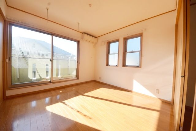 居室・リビング　別部屋参考写真