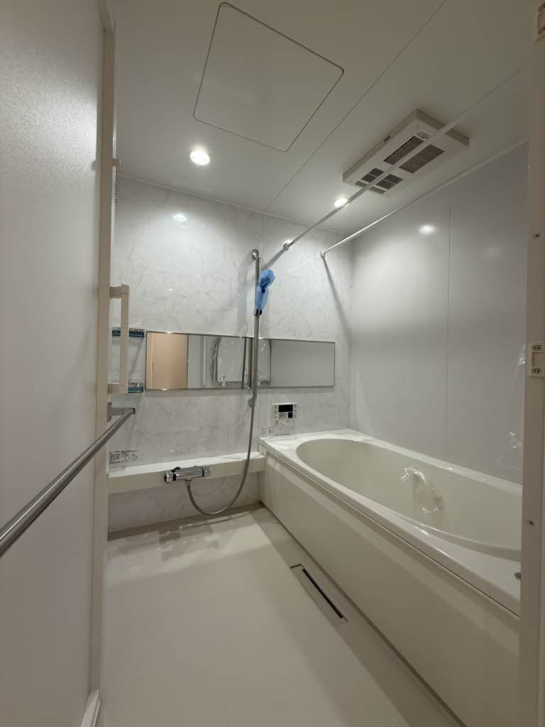 バス・シャワールーム　同じ仕様