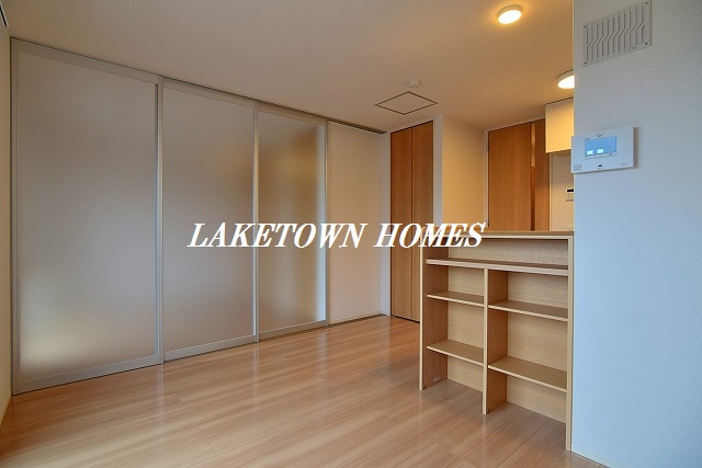 その他部屋・スペース　リビングのスライドを閉めた状態です。