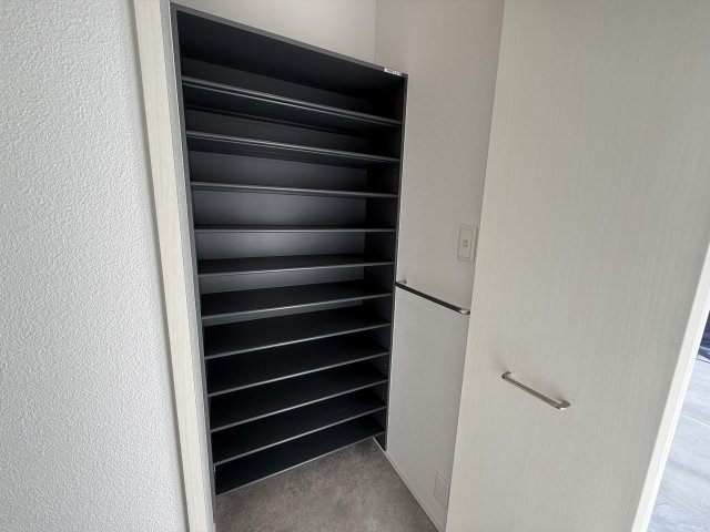 収納　シューズクローゼットでございます。