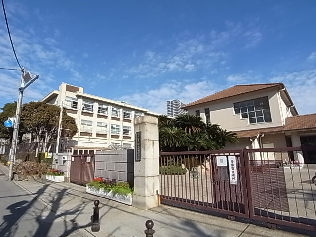 小学校　神戸市立住吉小学校（小学校）まで413m