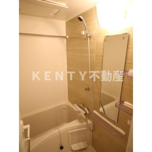 バス・シャワールーム　ゆったり過ごせるお風呂です