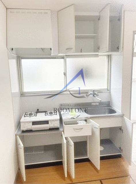 キッチン　キッチンです。