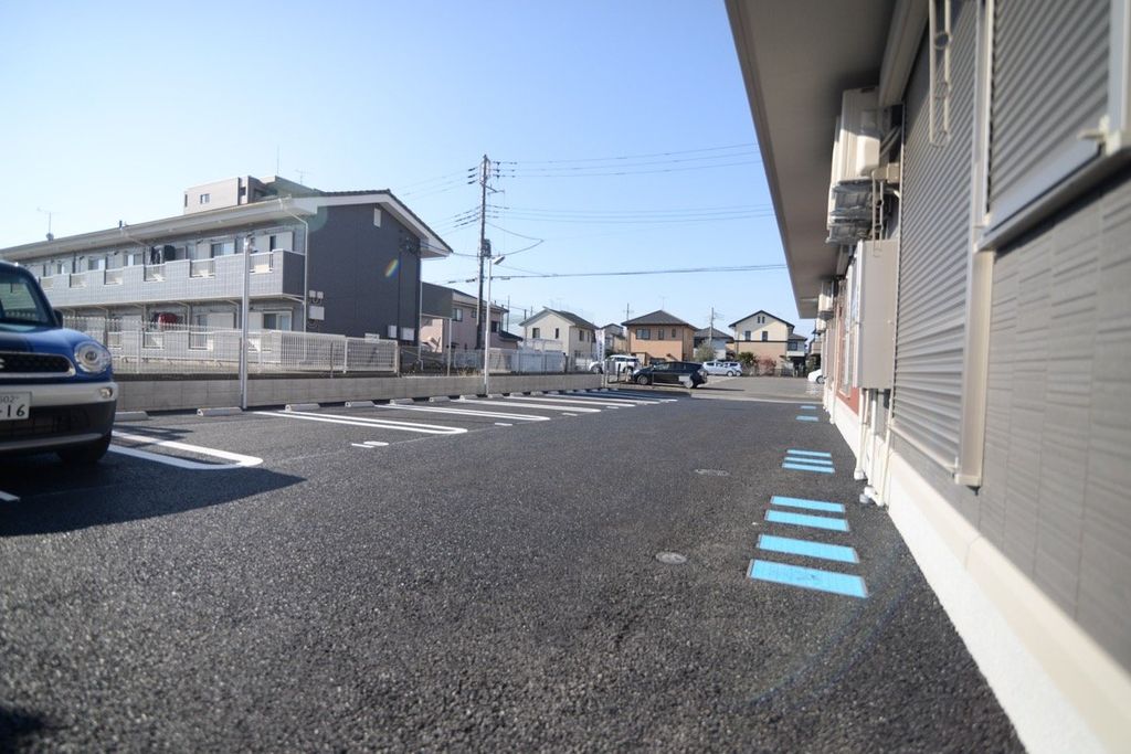 駐車場　駐車場