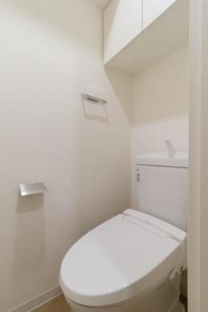 トイレ　※写真は同タイプ住戸です。