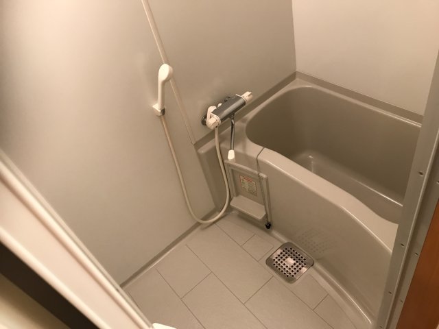 バス・シャワールーム　日々の疲れを癒すお風呂付です