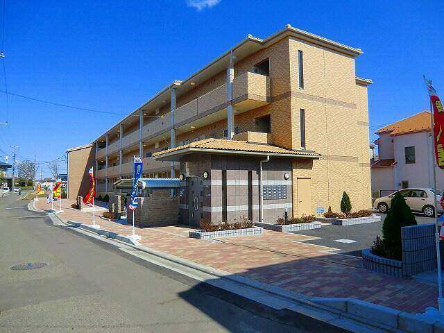 建物外観　外観タイル張りです