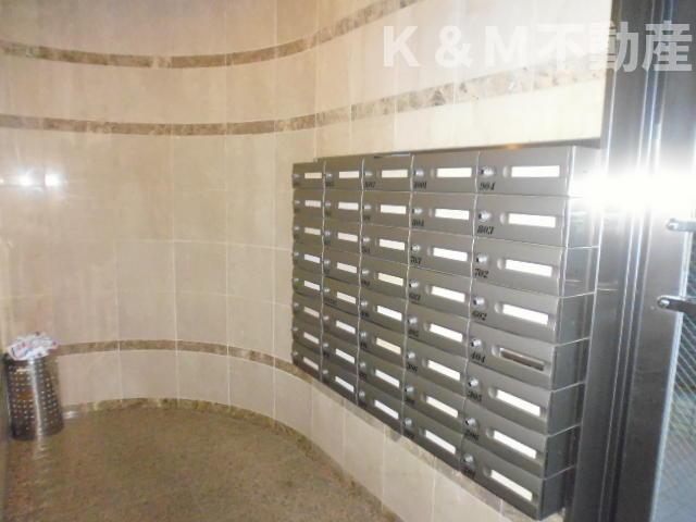 エントランス　毎日通るエントランスはこのようになっています