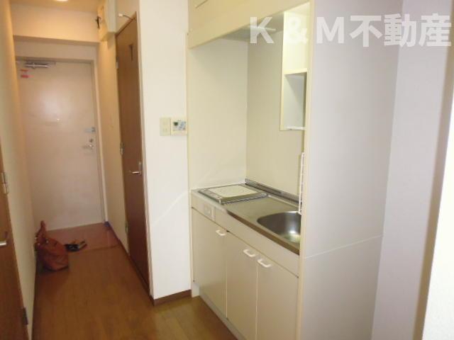 洗面設備　ゆったりとスペースのある洗面所