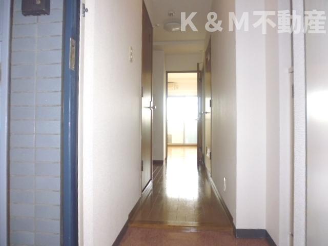 玄関　ゆったりとした玄関です