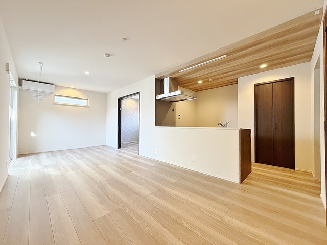 居室・リビング　ＬＤＫ１５．６帖