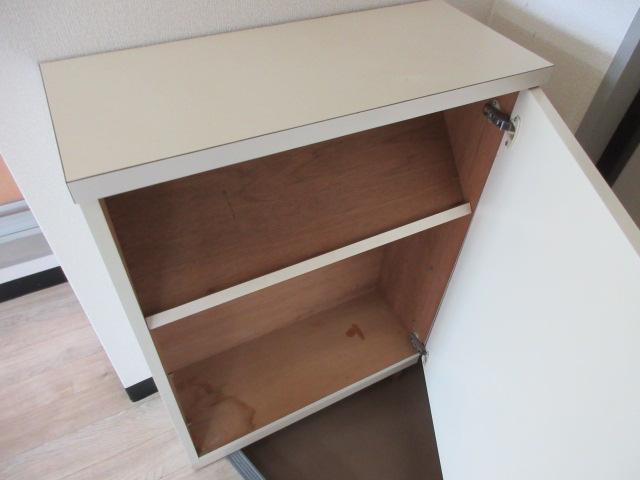 玄関　下駄箱