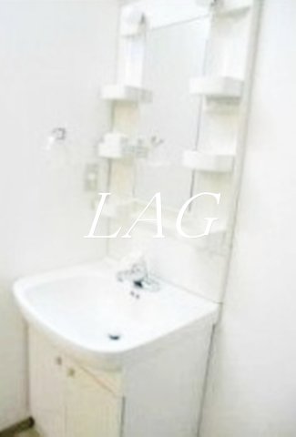 洗面設備　独立洗面台です。