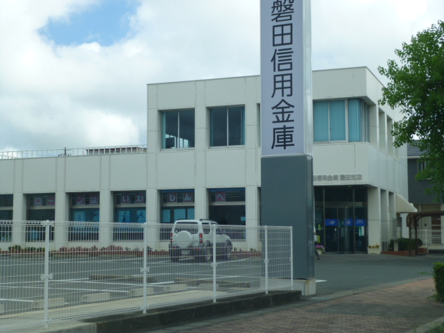 銀行　浜松いわた信用金庫　豊田支店（銀行）まで86m