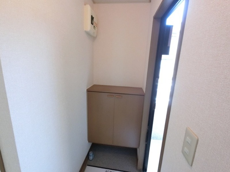 玄関　図面と現状に相違がある場合には現状を優先