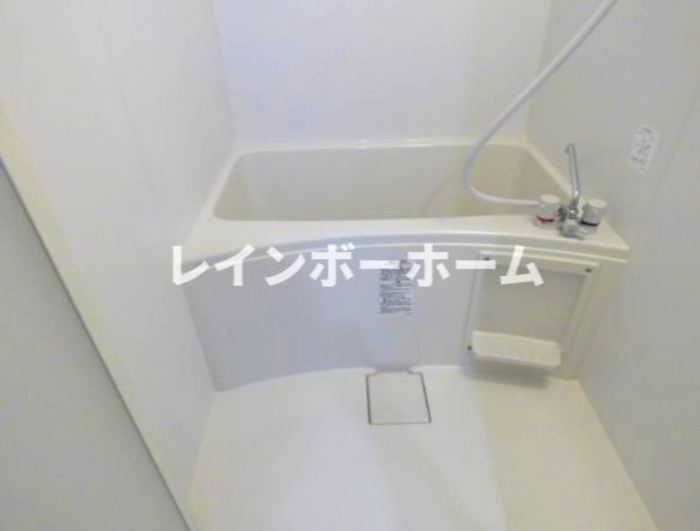 バス・シャワールーム　※他部屋参考写真です。