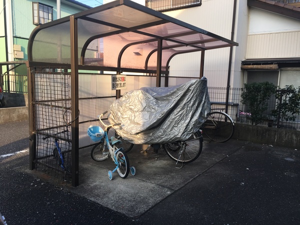 駐車場　駐輪場