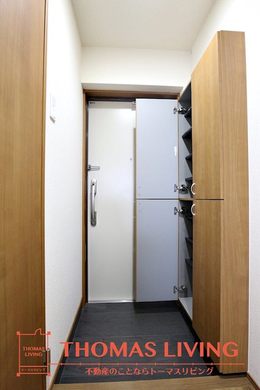 玄関　実際の写真を準備中の為、同じ建物の別室写真です。参考下さい。