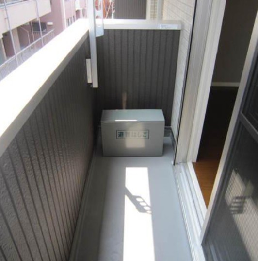 バルコニー　別部屋参考画像です