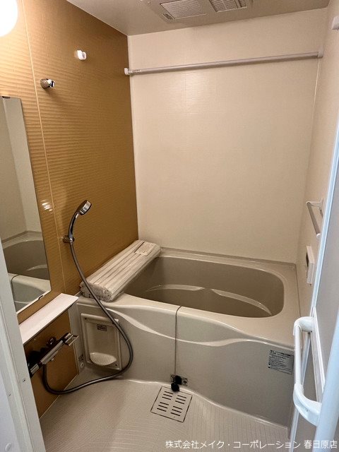 バス・シャワールーム　写真は同型タイプ