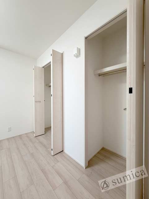 収納　同施工の参考写真です
