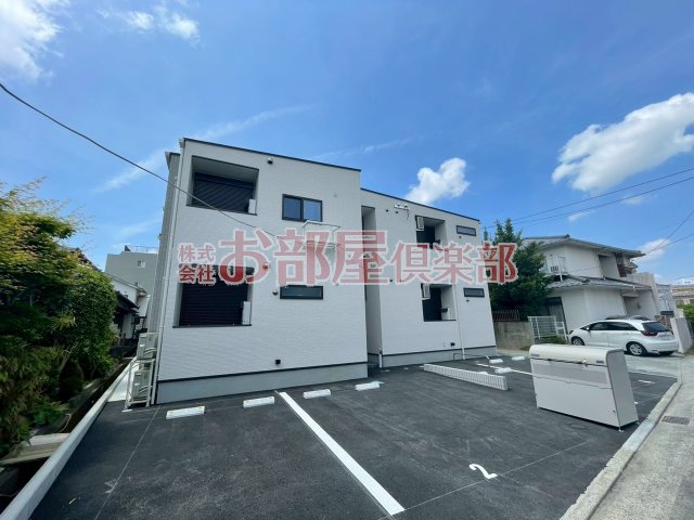 駐車場　車をお持ちの方に嬉しい駐車場付きの物件です