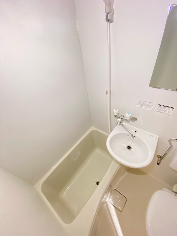 バス・シャワールーム　※他部屋参考写真
