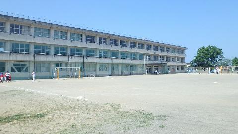 その他　伊勢市立浜郷小学校（その他）まで604m