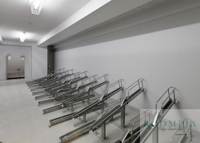 駐車場　駐輪場