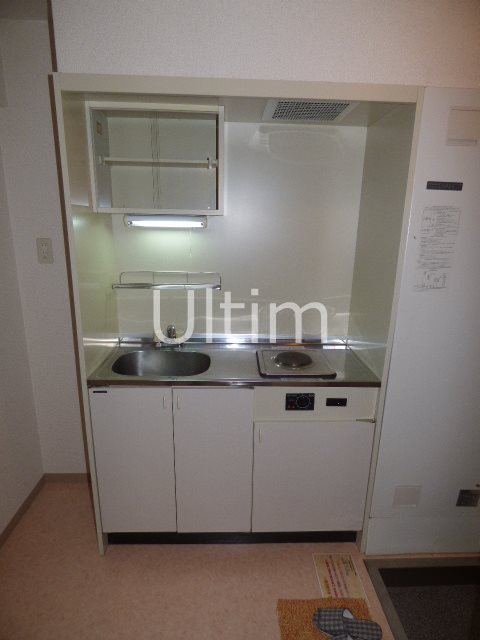 キッチン　別部屋のお写真です。ご参考までに！