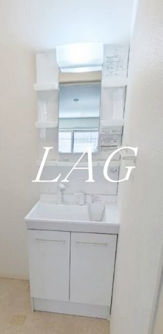 洗面設備　洗面台です。