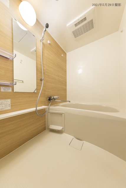 バス・シャワールーム　※写真は同タイプ住戸です。