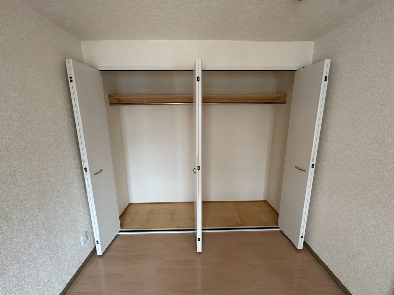 収納　収納もバッチリあるのでお部屋が片付きますよ！