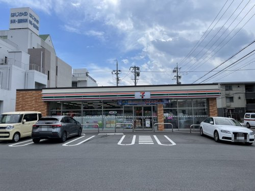 コンビニ　セブンイレブン 名古屋鳥居西通1丁目店（コンビニ）まで112m