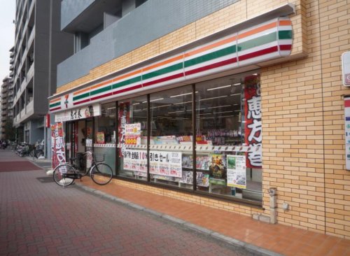 コンビニ　セブンイレブン 練馬3丁目店（コンビニ）まで683m